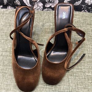 Zara Women's Brown Suede Heels
